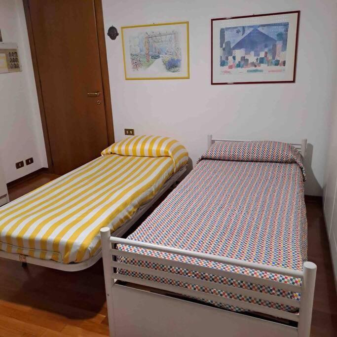 شقة A Casa Di Gianni غالاّراتي المظهر الخارجي الصورة