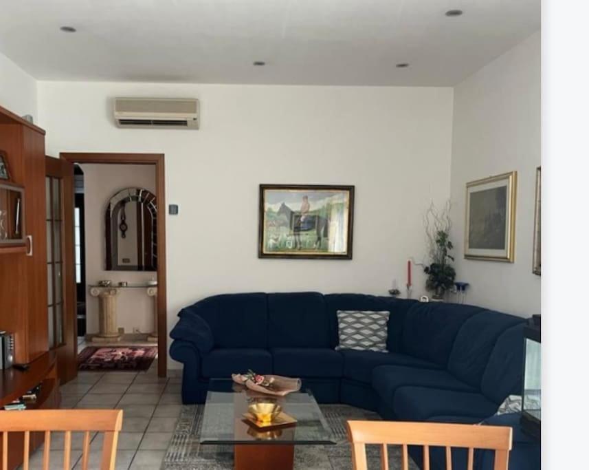 شقة A Casa Di Gianni غالاّراتي المظهر الخارجي الصورة